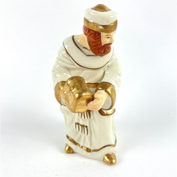 VTG 6 pc Nativity Manger Scene Glazed Porcelain White Gold trim Figurines 1990s - Picture 8 of 13